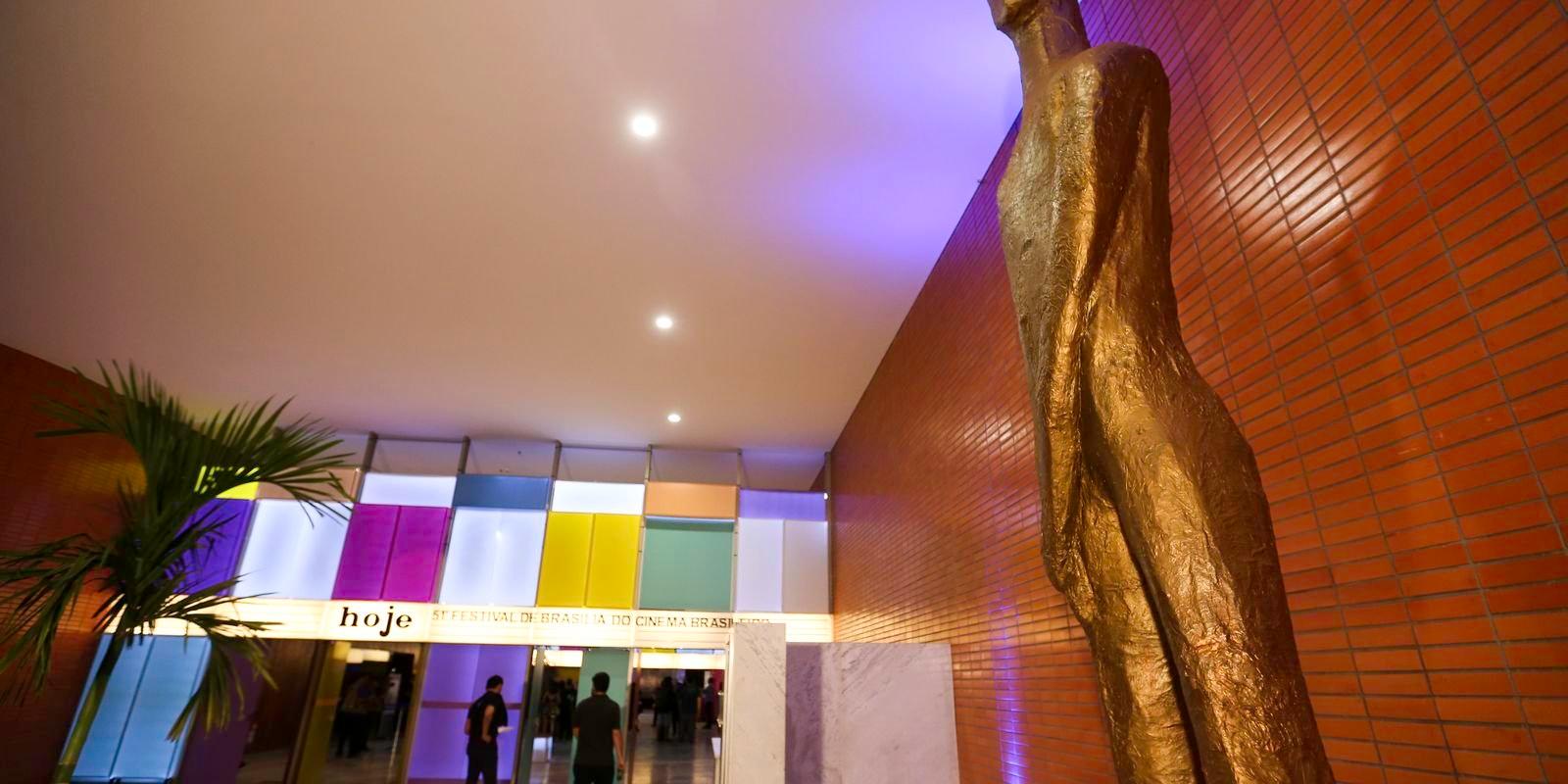 Cerimônia de abertura do 51º Festival de Brasília do Cinema Brasileiro, no Cine Brasília, em 2018