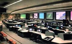 O Air Traffic Control System Command Center da FAA, em Herndon, na Virgínia, a instalação cujo software está sendo substituído.
