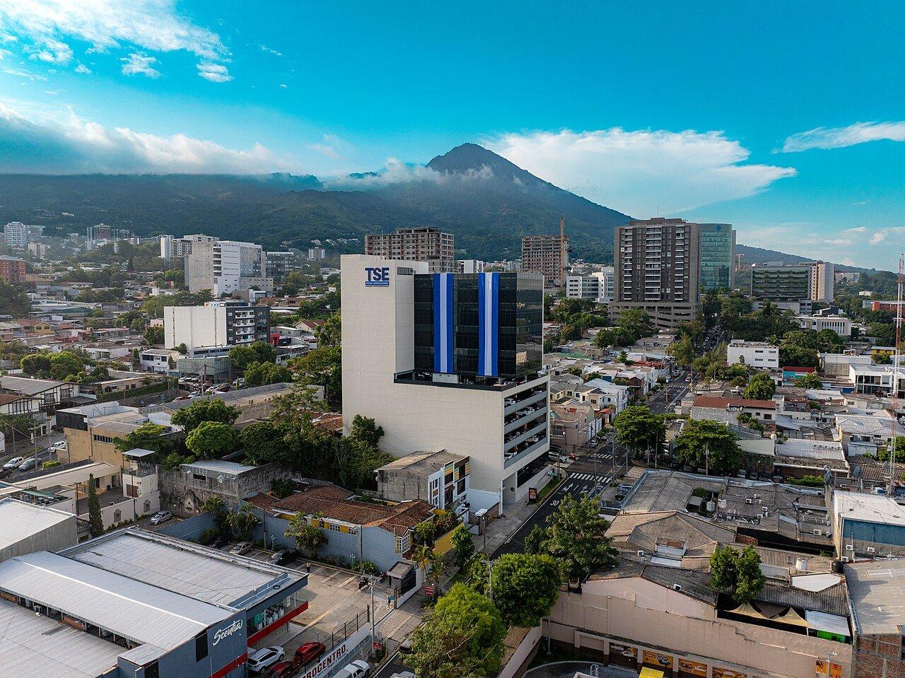 A sede central do Tribunal Supremo Electoral de El Salvador, em setembro de 2026.