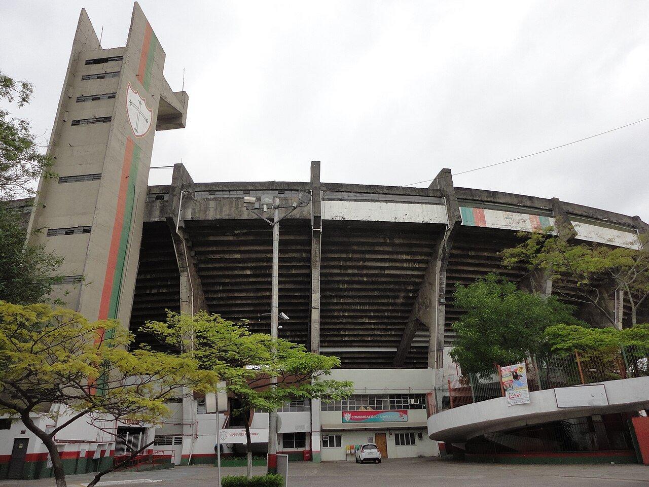 Vista externa do Estádio do Canindé, em São Paulo, em 2010. A casa da Portuguesa recebe os jogos do Grupo A e a final da Copinha F de 2026.