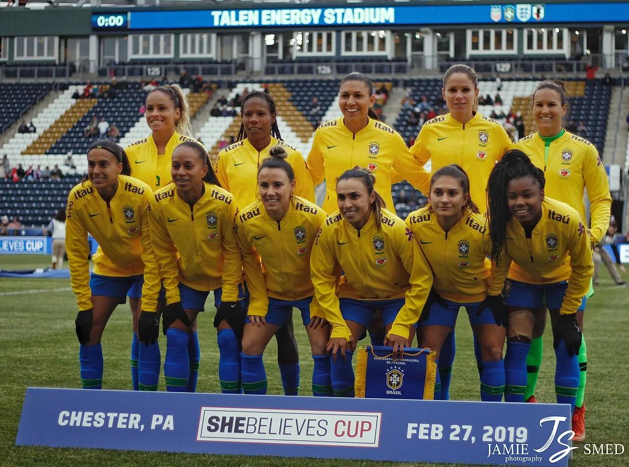 La selección brasileña de fútbol femenino antes del partido contra Japón en la SheBelieves Cup, en febrero de 2019.