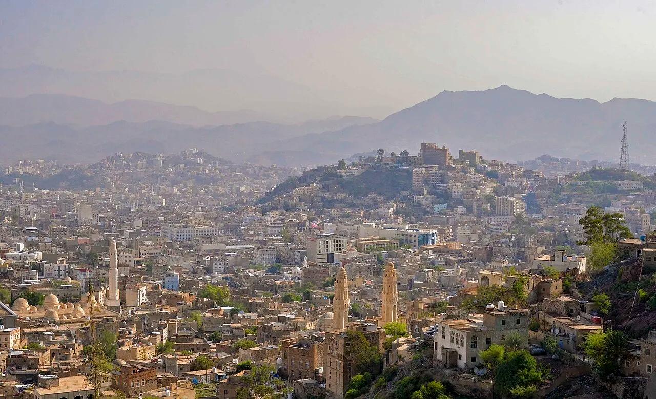 La ciudad de Taiz, en el suroeste de Yemen, en 2013. Hoy es el centro de los combates y alberga a cerca de la mitad de los desplazados.