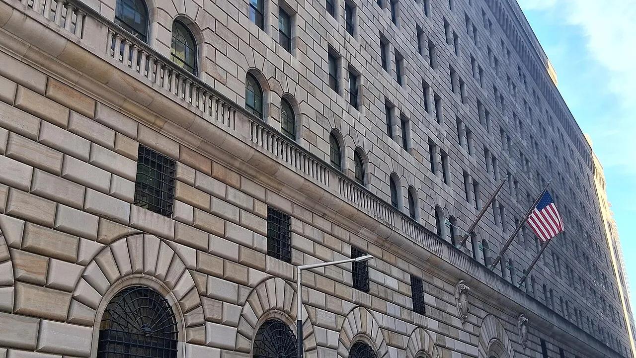 O prédio do Federal Reserve Bank of New York, no distrito financeiro de Manhattan, em dezembro de 2025.