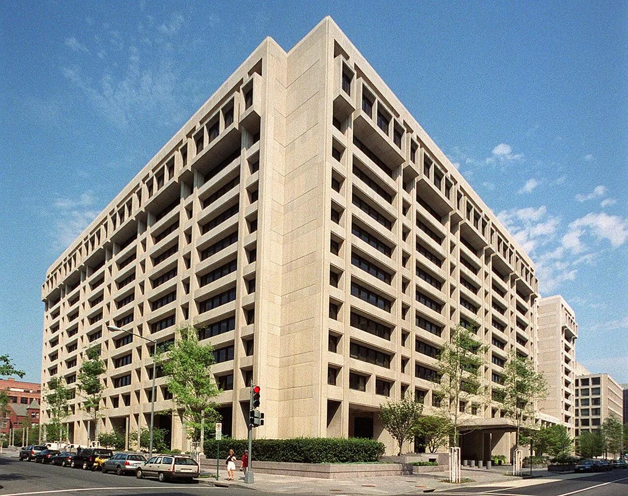 A sede do Fundo Monetário Internacional, em Washington; as reuniões anuais de 2026 acontecem em Bangcoc.