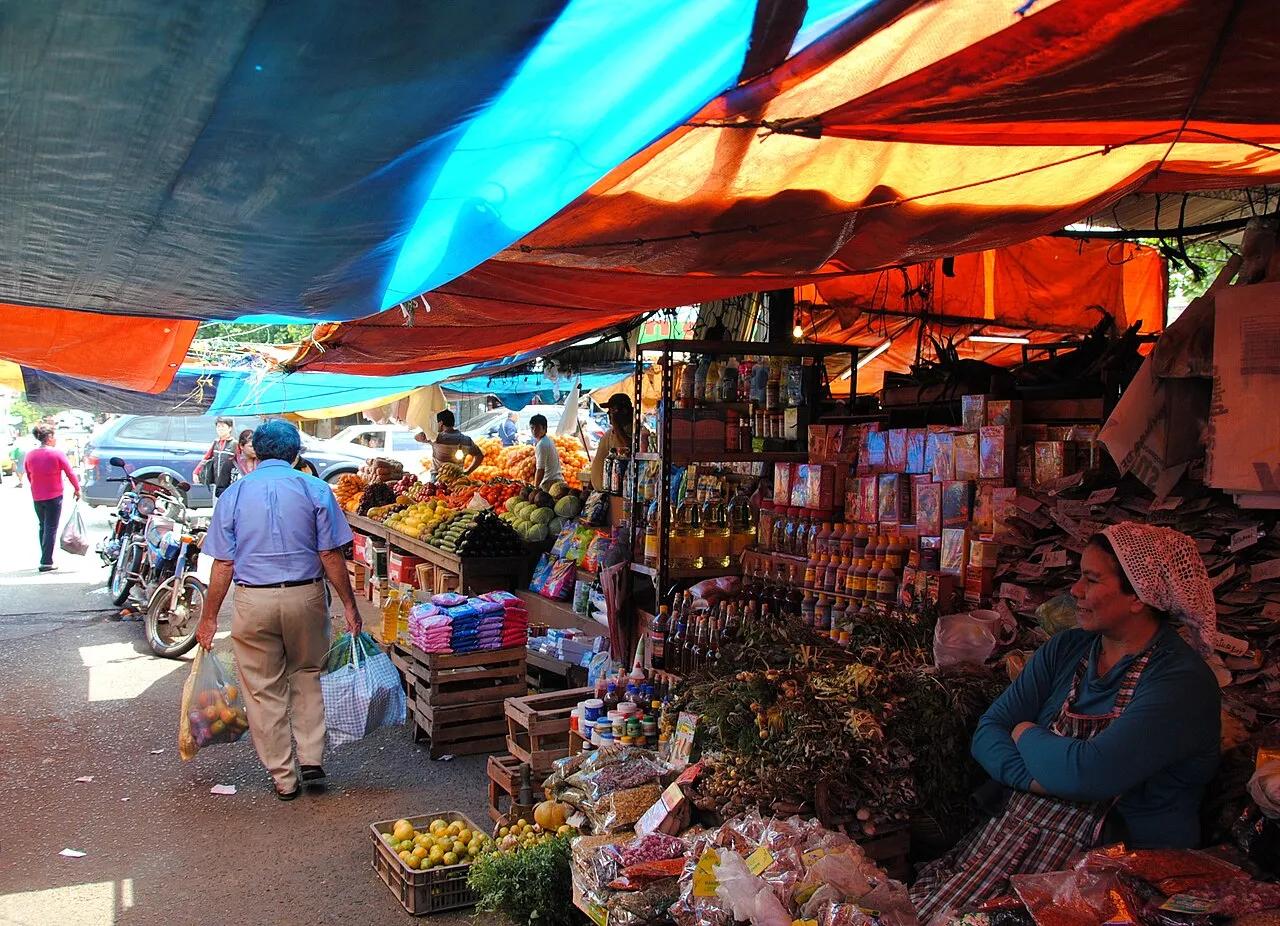 Un pasillo del Mercado 4 de Asunción, uno de los puntos donde se reparte jopara el 1 de octubre, en una imagen de 2012.