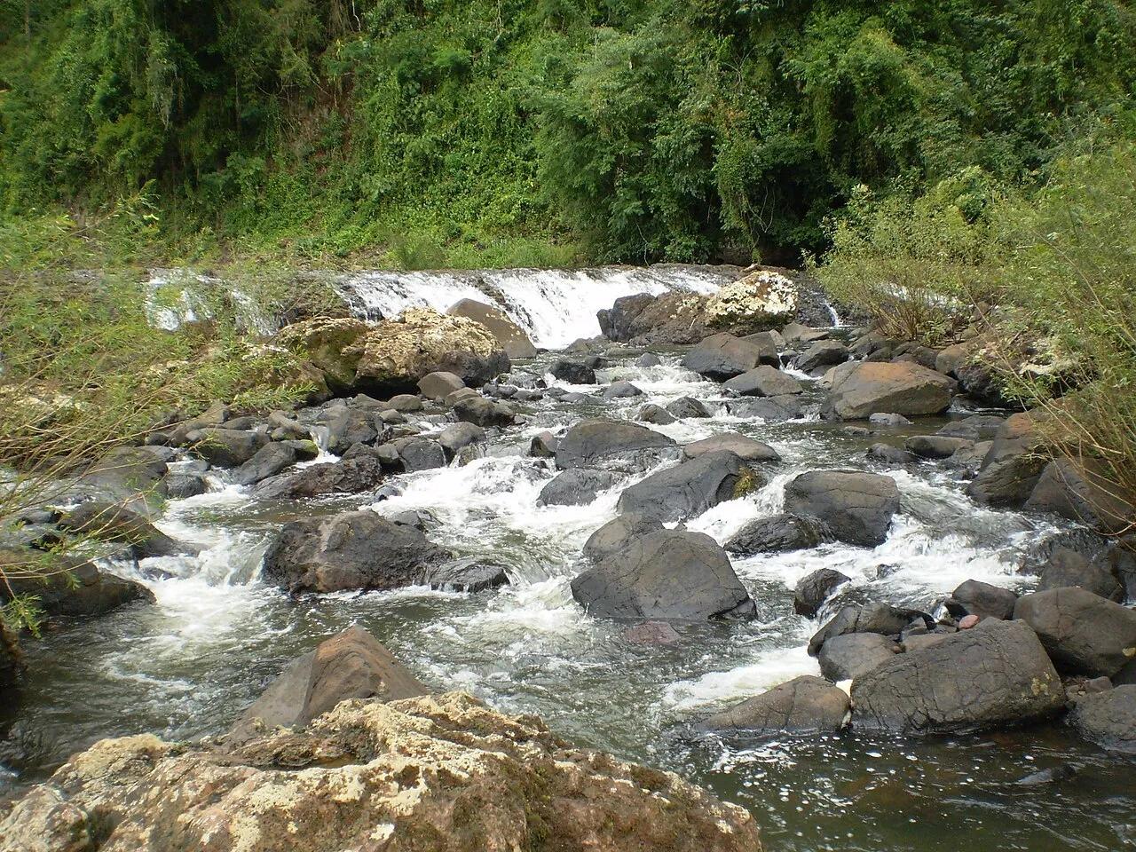 Vista de Nova Erechim, no Oeste de Santa Catarina, em 2007. O município registrou o terceiro foco de doença de Newcastle do estado.
