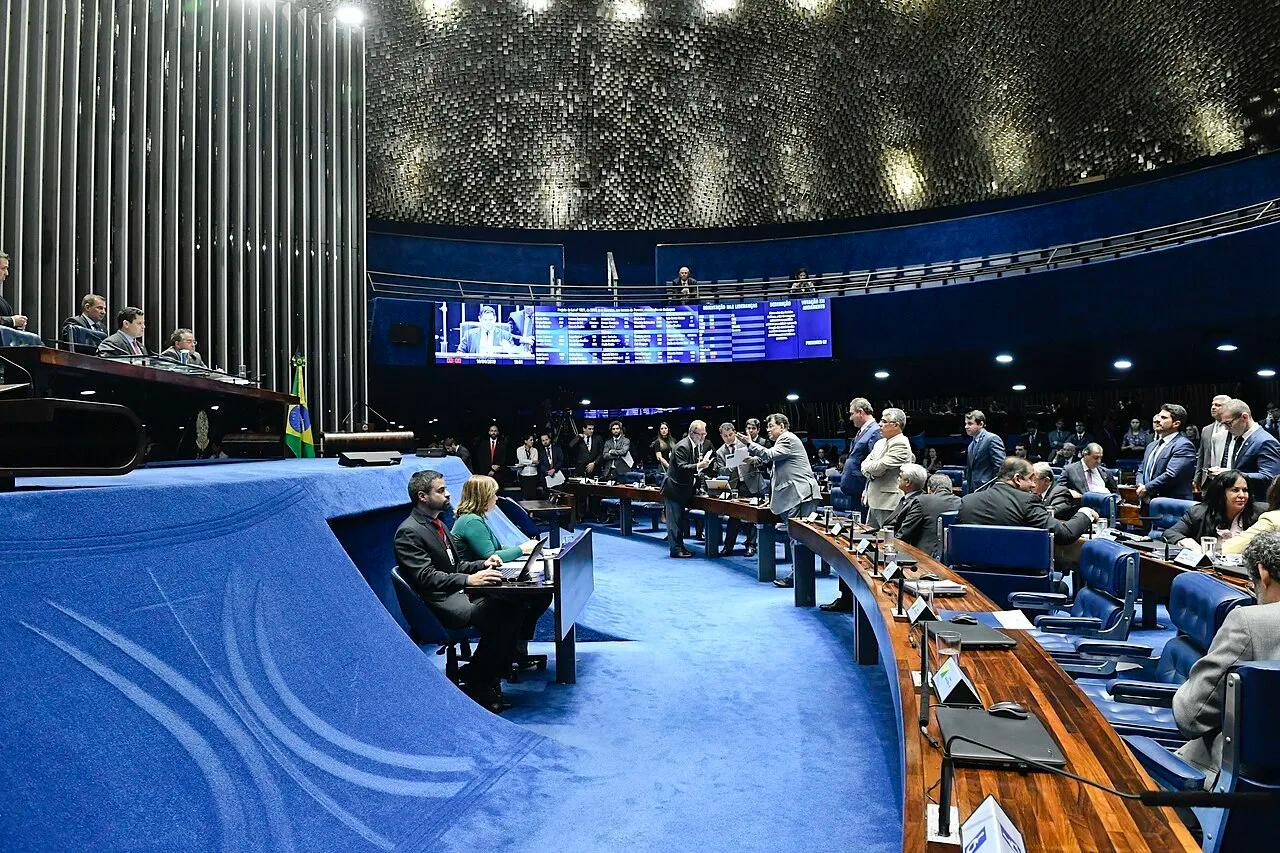 O plenário do Senado durante sessão deliberativa conduzida pelo presidente da Casa, Davi Alcolumbre, em abril de 2019.