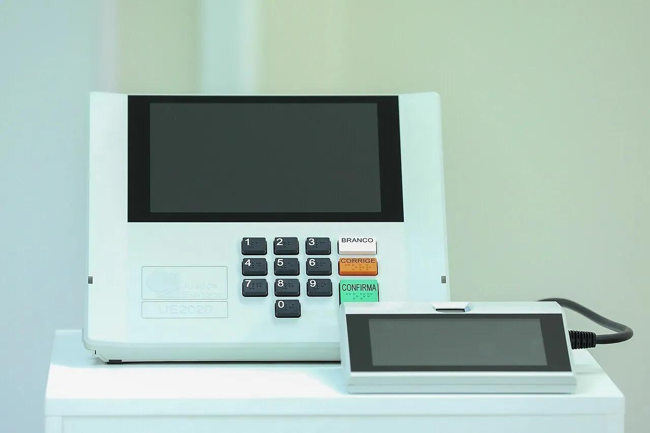 The UE2020 electronic voting machine, presented by Brazil's Tribunal Superior Eleitoral in 2021; the runoff is on Sunday.