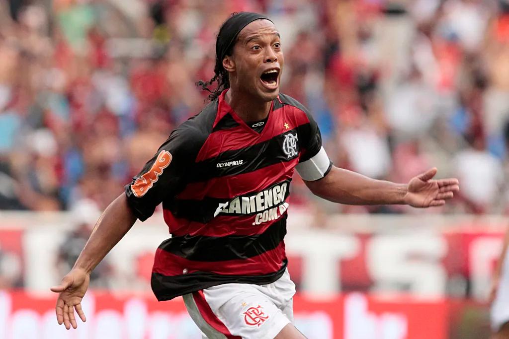 Ronaldinho at the 2011 Taça Guanabara final in Rio de Janeiro.